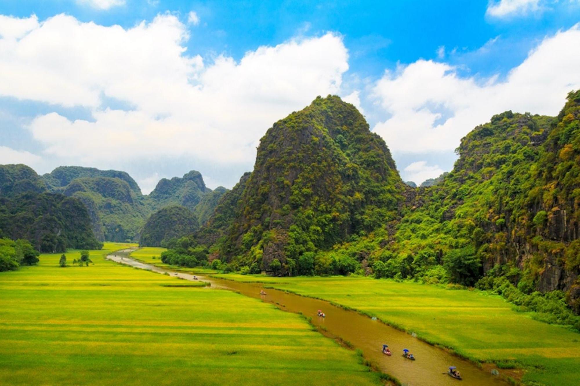 Greenland * Ninh Binh